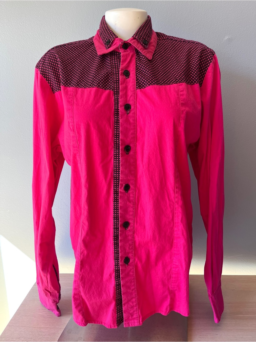 Y2K-does-80s Neon Hot Pink Black Checkered Western Shirt, Men’s L